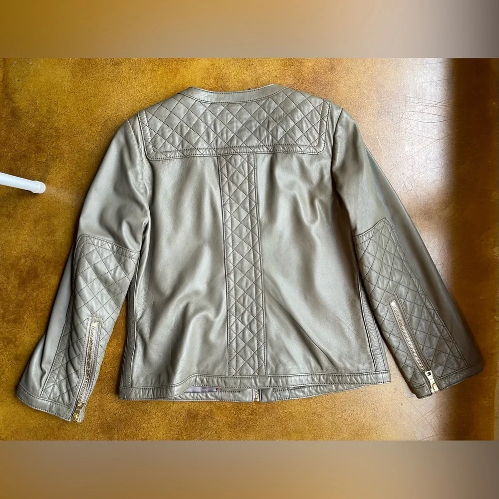 Tory Burch XL Leather Jacket Quilted Taupe/Gray Moto Style EUC - Picture 2 of 12